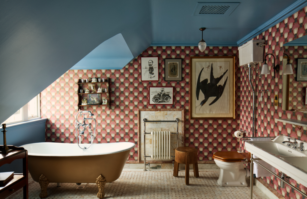 King Edward VII suite bathroom